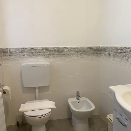 Apartmán Yellow House *