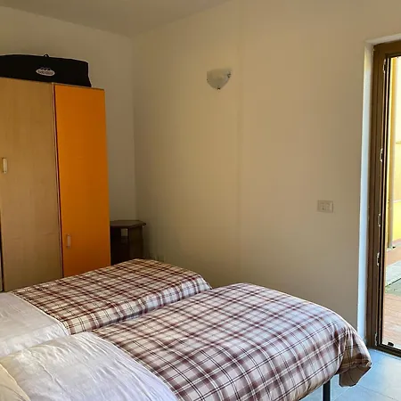 Appartamento Yellow House